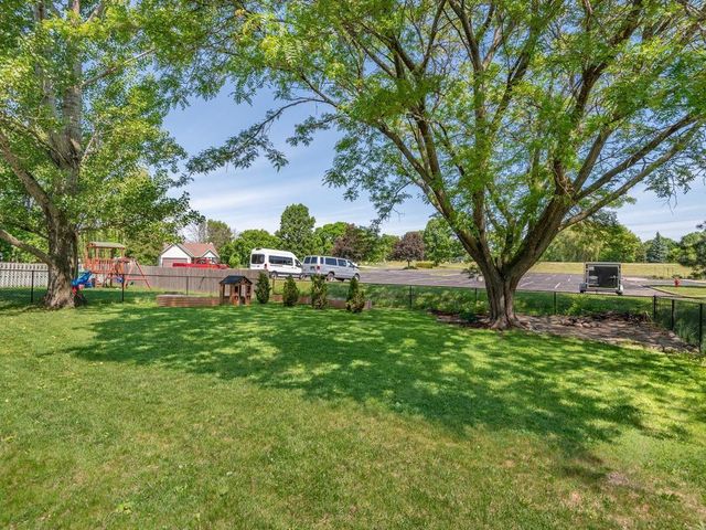 5108 W 143rd Street, Savage, MN 55378