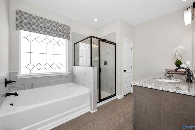 7215 Fox Glen Circle, Owens Cross Roads, AL 35763