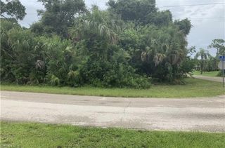 501 DAYTON AVE, Lehigh Acres, FL 33972