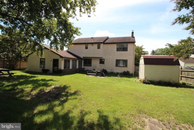 83 BOOTHBY DR, Mount Laurel, NJ 08054
