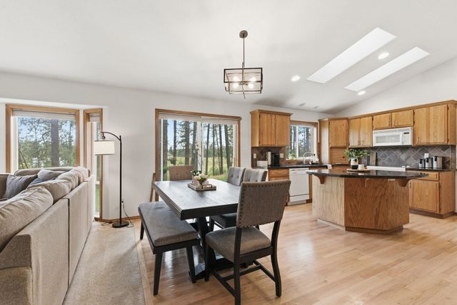 3219 W Packmule Ln, Deer Park, WA 99006