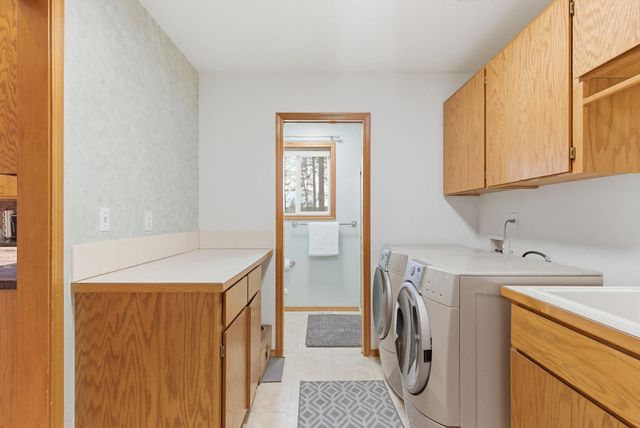 3219 W Packmule Ln, Deer Park, WA 99006