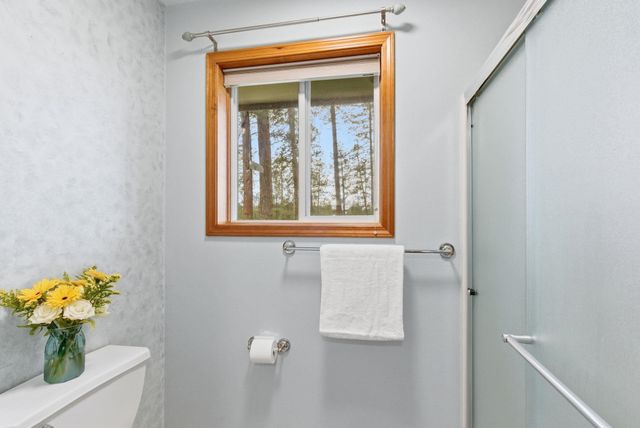 3219 W Packmule Ln, Deer Park, WA 99006