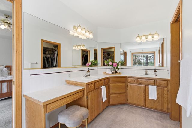 3219 W Packmule Ln, Deer Park, WA 99006