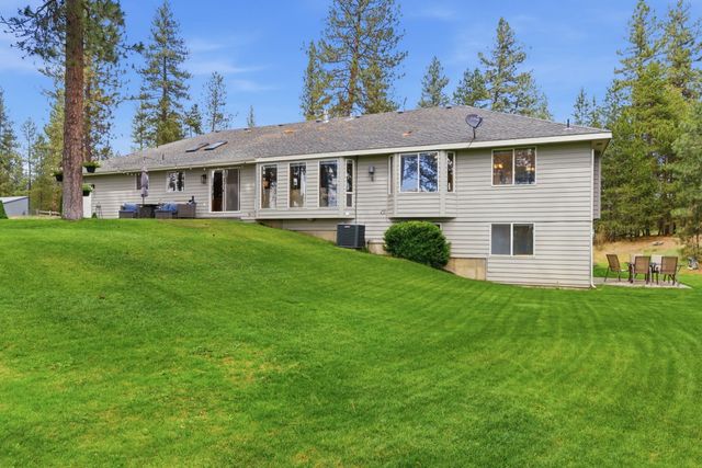 3219 W Packmule Ln, Deer Park, WA 99006
