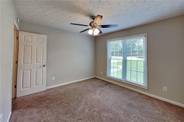 111 Meadowview Lane, Powder Springs, GA 30127