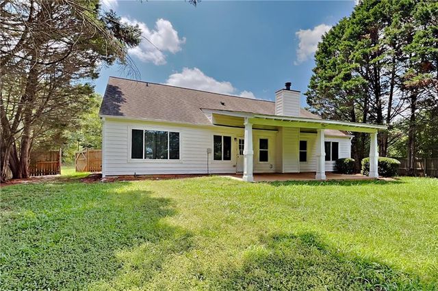 111 Meadowview Lane, Powder Springs, GA 30127