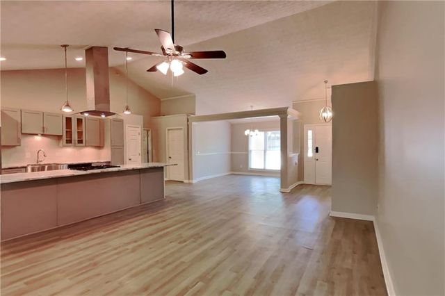 111 Meadowview Lane, Powder Springs, GA 30127