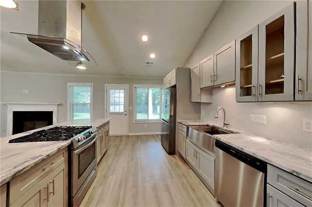 111 Meadowview Lane, Powder Springs, GA 30127