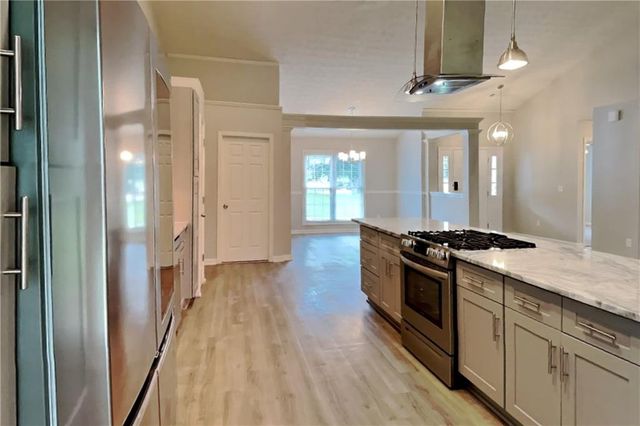111 Meadowview Lane, Powder Springs, GA 30127