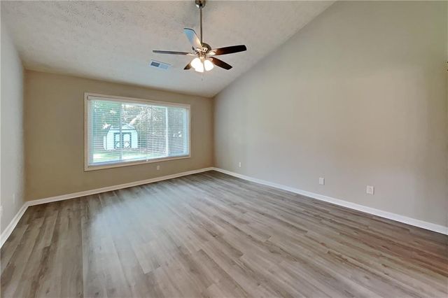 111 Meadowview Lane, Powder Springs, GA 30127