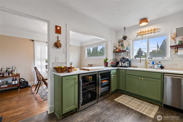 3633 N Ferdinand Street, Tacoma, WA 98407