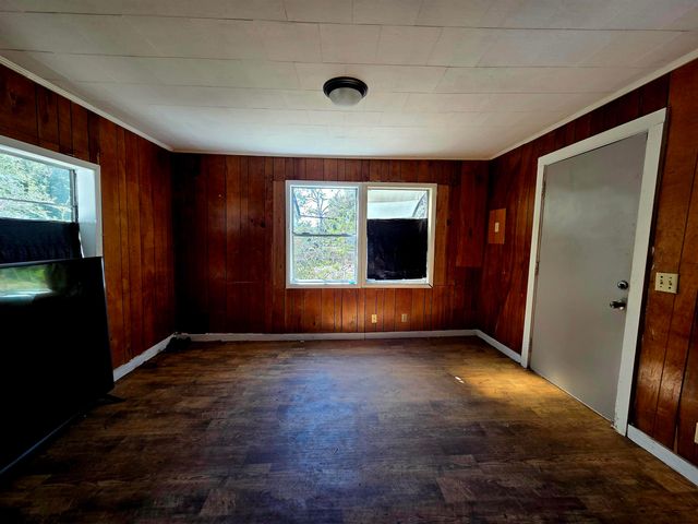 302 W Spring Place, Perry, FL 32347