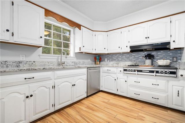 7807 Yorkhaven Road, Mobile, AL 36695