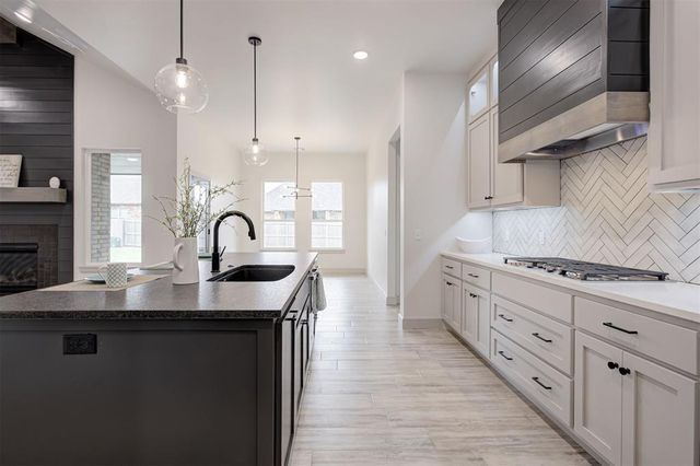 11600 SW 55th Street, Mustang, OK 73064