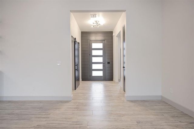 11600 SW 55th Street, Mustang, OK 73064