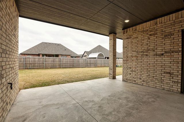 11600 SW 55th Street, Mustang, OK 73064