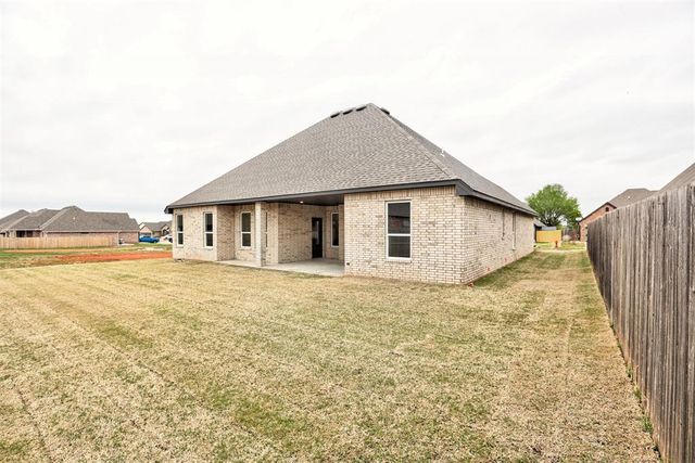 11600 SW 55th Street, Mustang, OK 73064