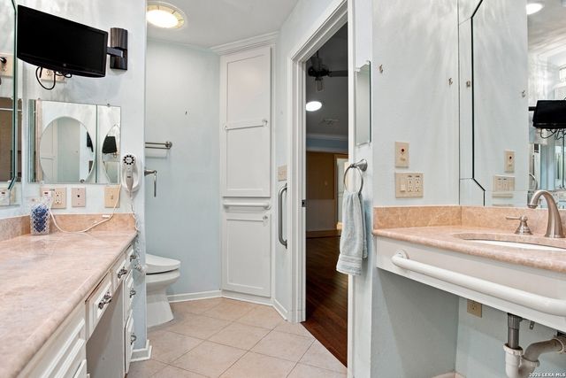 106 Bikeway Ln, Shavano Park, TX 78231