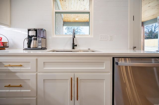 50 Lieblong Road, Greenbrier, AR 72058