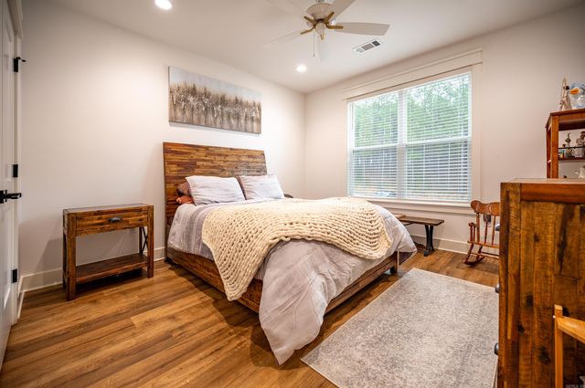 50 Lieblong Road, Greenbrier, AR 72058