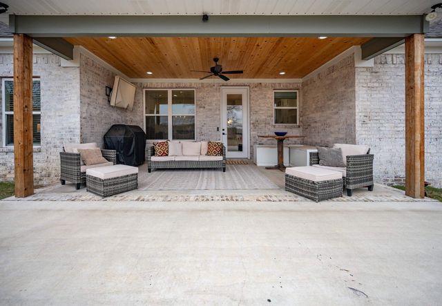 50 Lieblong Road, Greenbrier, AR 72058