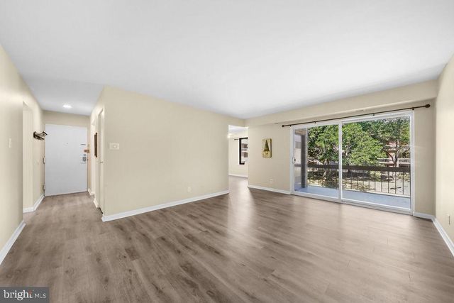 124-4 KIRKBRIDE RD, Voorhees, NJ 08043