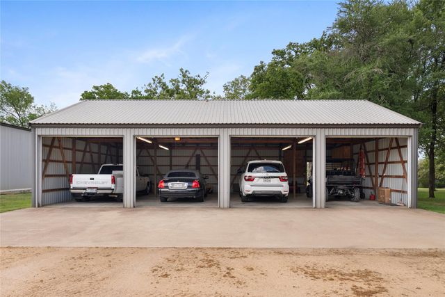 3011 County Road 314, Rockdale, TX 76567