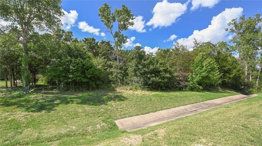 3994 Arboleda Drive, College Station, TX 77845 — exterior