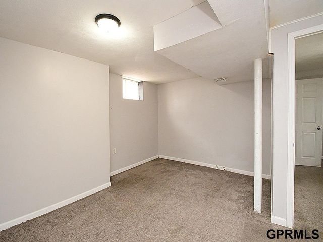 5337 N 35Th Street, Omaha, NE 68111