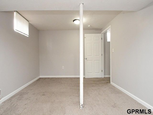 5337 N 35Th Street, Omaha, NE 68111