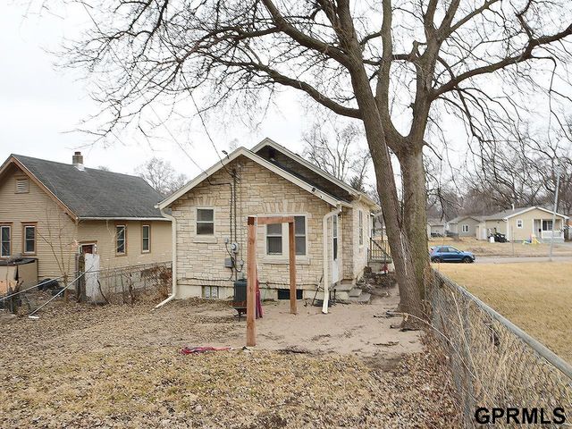 5337 N 35Th Street, Omaha, NE 68111