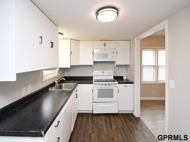 5337 N 35Th Street, Omaha, NE 68111