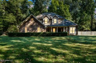 1480 W Oak Grove Road, Hernando, MS 38632