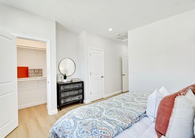 589 San Remi Terrace 55, Sunnyvale, CA 94085
