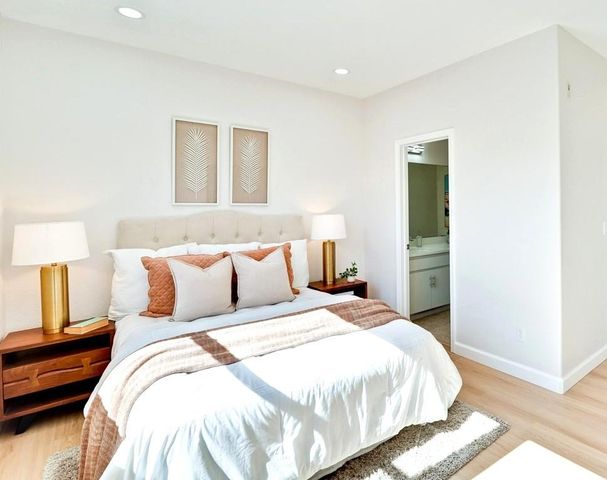 589 San Remi Terrace 55, Sunnyvale, CA 94085