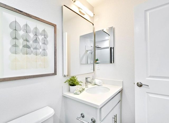 589 San Remi Terrace 55, Sunnyvale, CA 94085