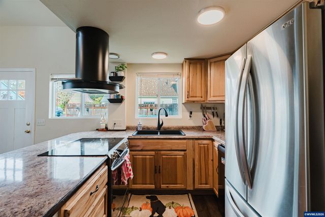 1620 16th Av SW, Albany, OR 97321