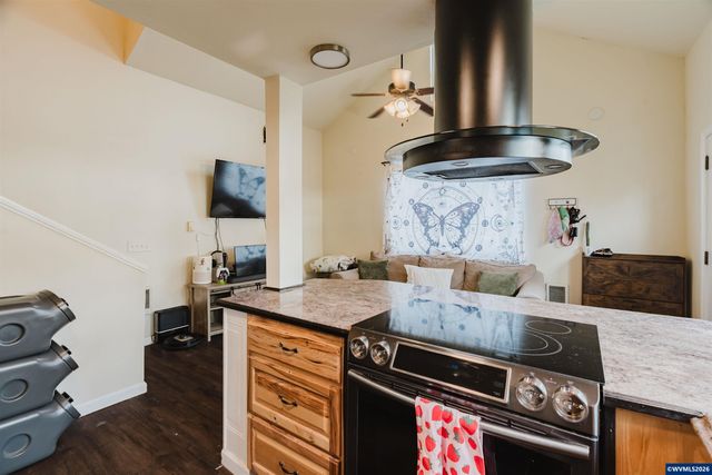 1620 16th Av SW, Albany, OR 97321