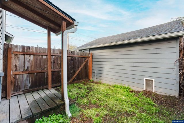 1620 16th Av SW, Albany, OR 97321