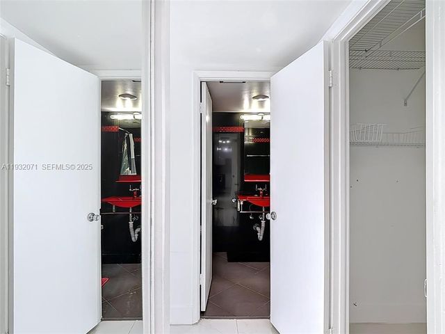 2801 NE 183rd St 1504W, Aventura, FL 33160