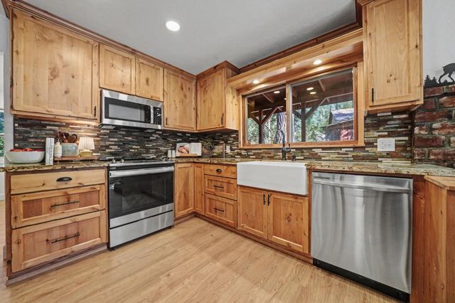 26005 Sugar Pine Dr, Pioneer, CA 95666