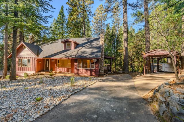 26005 Sugar Pine Dr, Pioneer, CA 95666