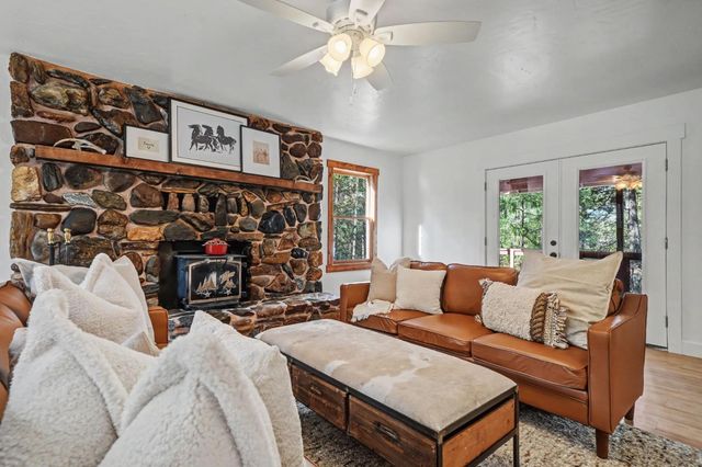26005 Sugar Pine Dr, Pioneer, CA 95666