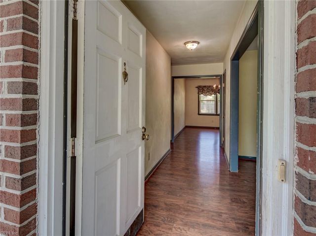 4124 Meadowview RD, Portsmouth, VA 23703