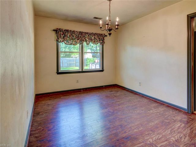 4124 Meadowview RD, Portsmouth, VA 23703