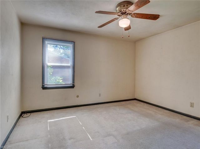 4124 Meadowview RD, Portsmouth, VA 23703