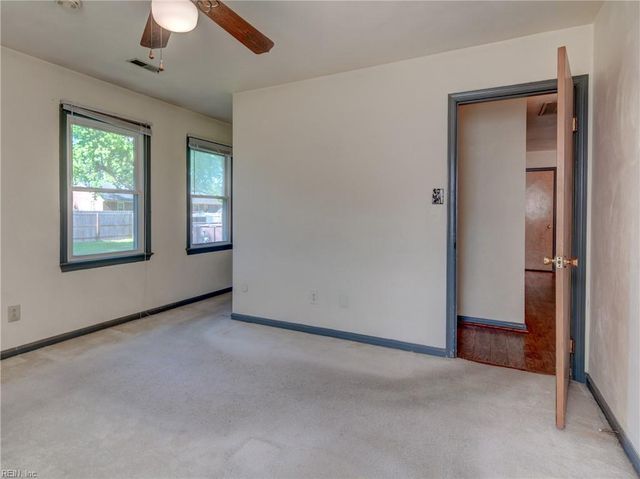 4124 Meadowview RD, Portsmouth, VA 23703