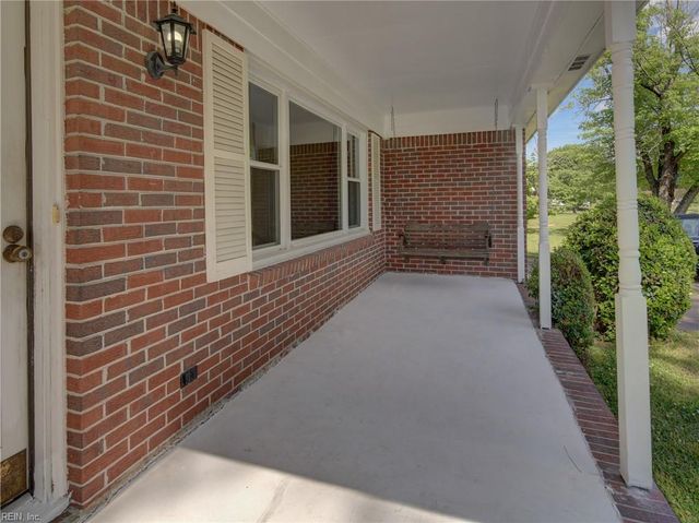 4124 Meadowview RD, Portsmouth, VA 23703