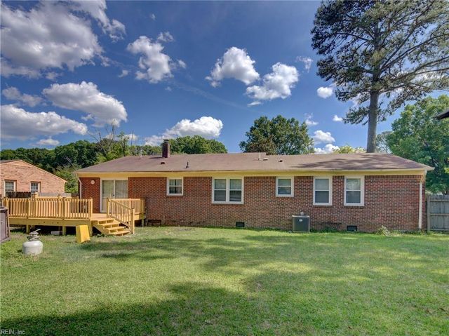 4124 Meadowview RD, Portsmouth, VA 23703